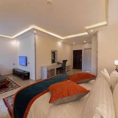Petra Canyon Hotel ワディ・ムーサ エクステリア 写真