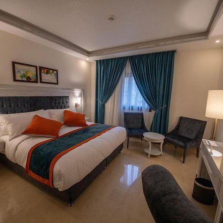 Petra Canyon Hotel ワディ・ムーサ エクステリア 写真
