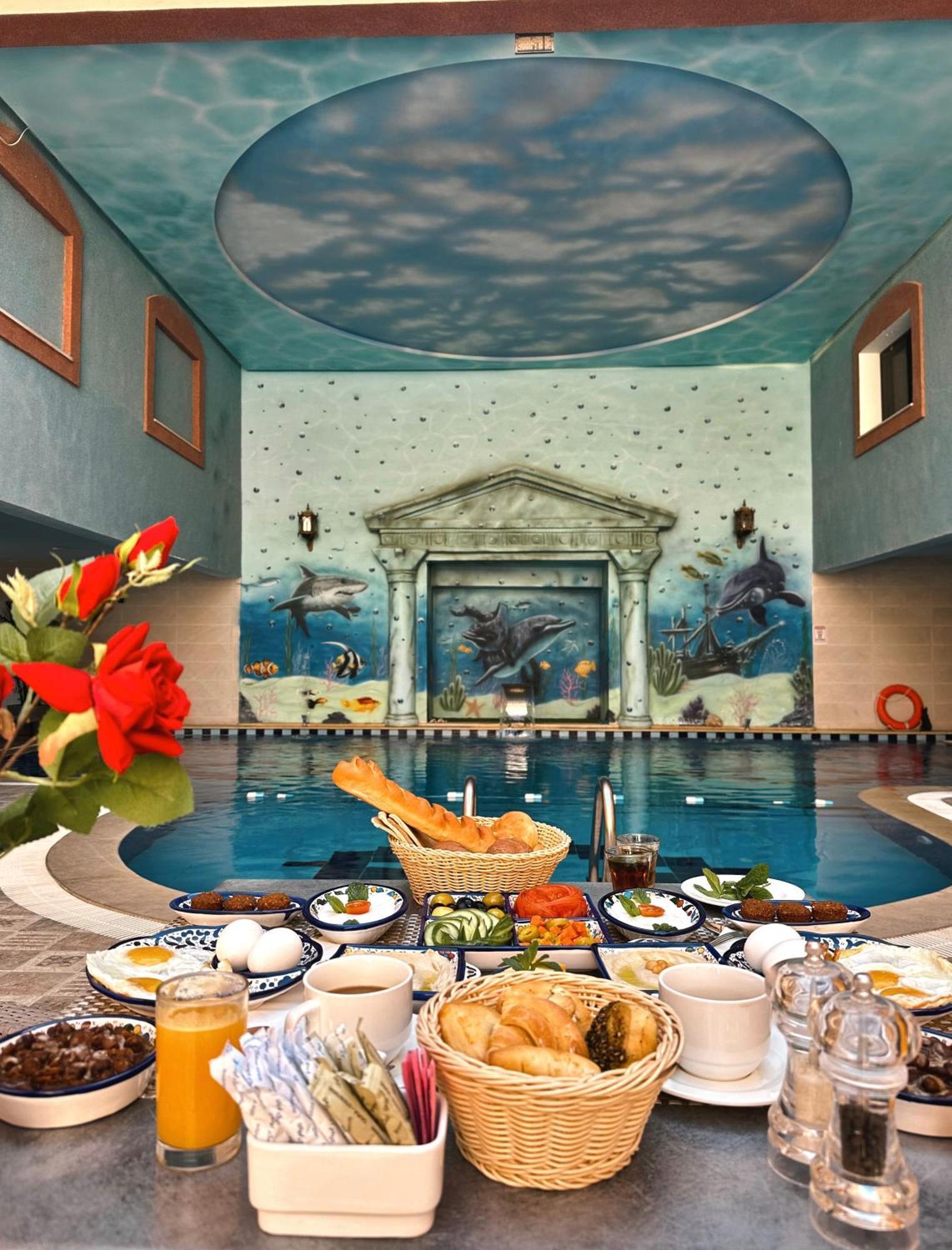 Petra Canyon Hotel ワディ・ムーサ エクステリア 写真
